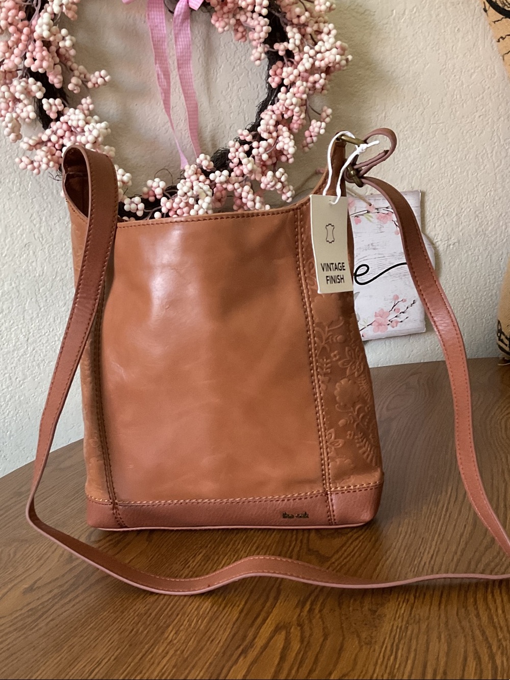 The Sak Leather Crossbody Bag - Tan